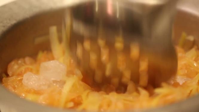 【镜头合集】果肉柚子皮煮制柚子茶