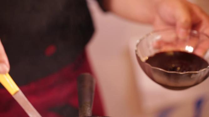 【镜头合集】炒制干黄酱炸酱