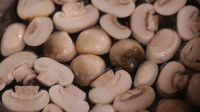 【镜头合集】不锈钢水盆清洗口蘑草菇