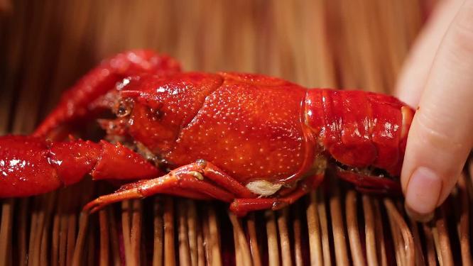 【镜头合集】剥出的小龙虾肉虾黄虾尾