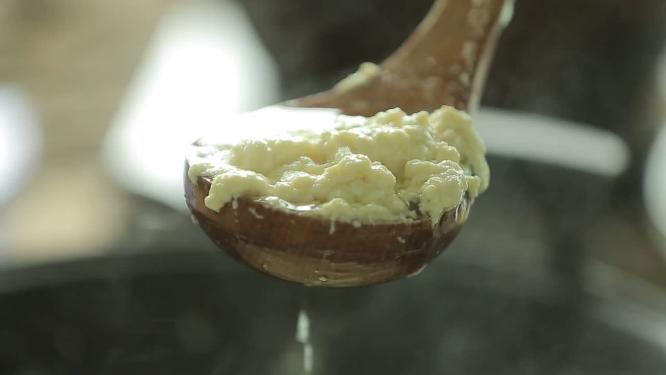 【镜头合集】卤水点豆腐古法豆腐沉淀过滤