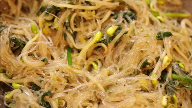 【镜头合集】大厨炒合菜