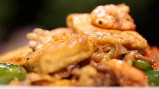 家常豆腐回锅豆腐