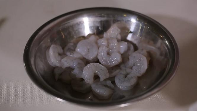 【镜头合集】腌制虾仁上浆