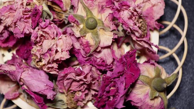 花茶代茶饮玫瑰花冠保养