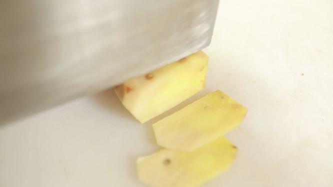 厨师切鬼子姜