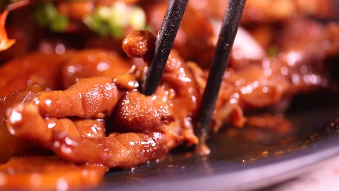 鸡爪肉蟹年糕煲