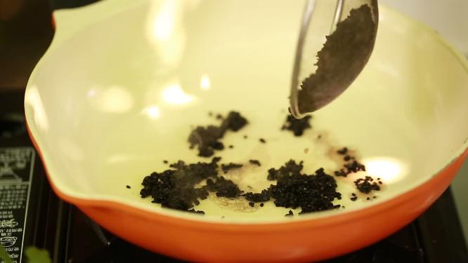 冲泡奇亚籽减肥瘦身食材