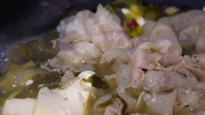 酸菜鱼煮粉丝涮火锅做饭美食