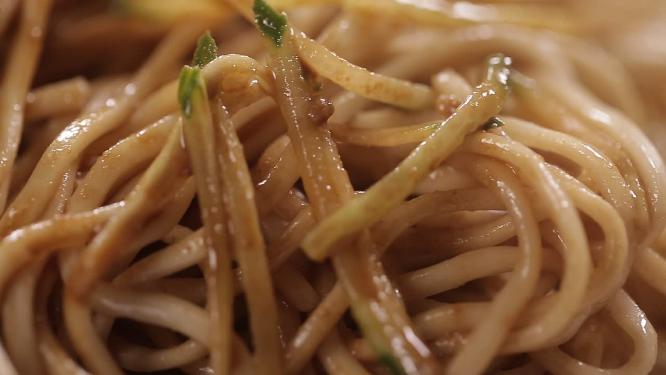 重庆燃面葱油面麻酱面