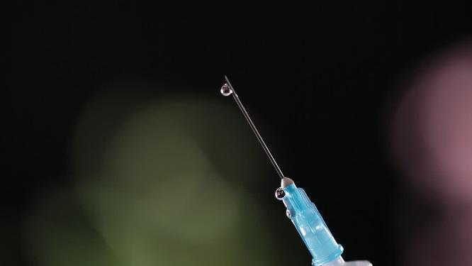 针管吸水注射器