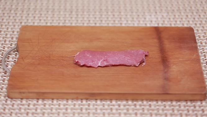 淀粉捶打肉片上浆猪排片猪肉铺