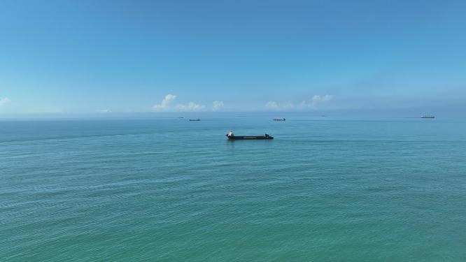 大海与船舶