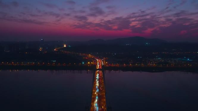 湖南长沙三汊矶大桥傍晚夜景航拍