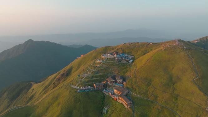 江西萍乡武功山日出航拍风光