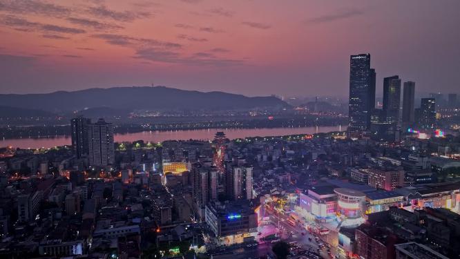 湖南长沙市中心IFS城市夜景航拍