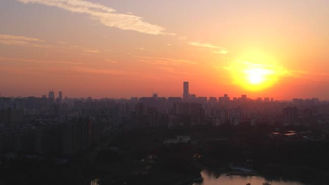 航拍上海大宁灵石公园落日晚霞