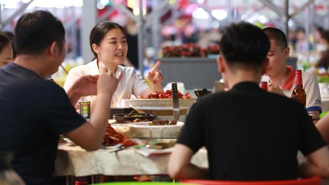 夜市宵夜饭店大排档