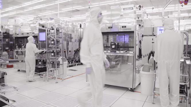 光刻机生产 高科技 半导体工业 科技芯片 