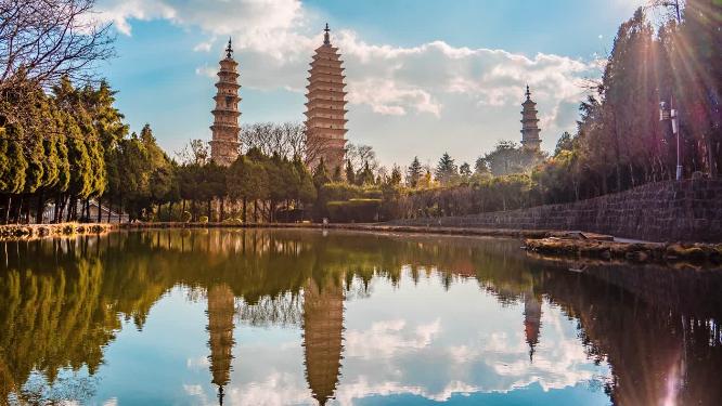 8k延时大理崇圣寺三塔倒影