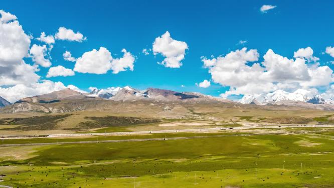 4k延时西藏317国道平原与雪山冰川