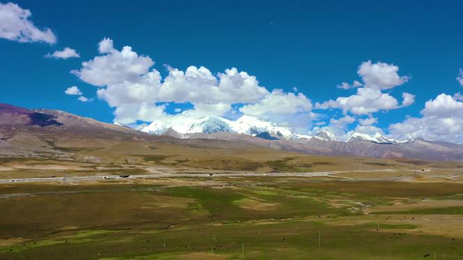 4k航拍西藏317国道雪山视频素材