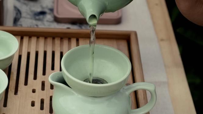 4k实拍户外泡茶倒茶水