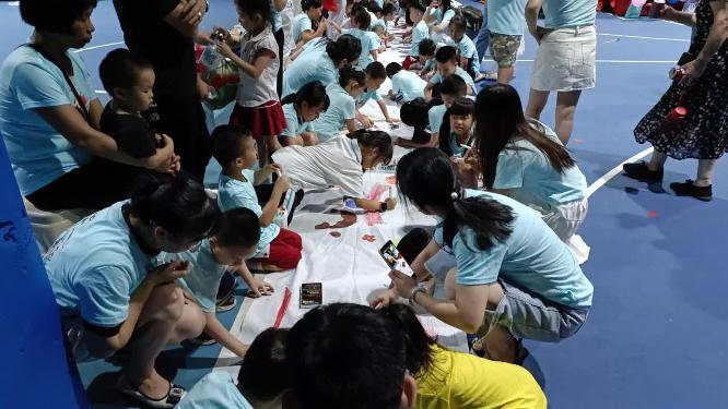 国庆节培训班大人小孩画画聚会活动