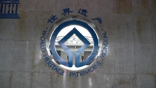 西安秦始皇兵马俑景区环境特写游客游玩