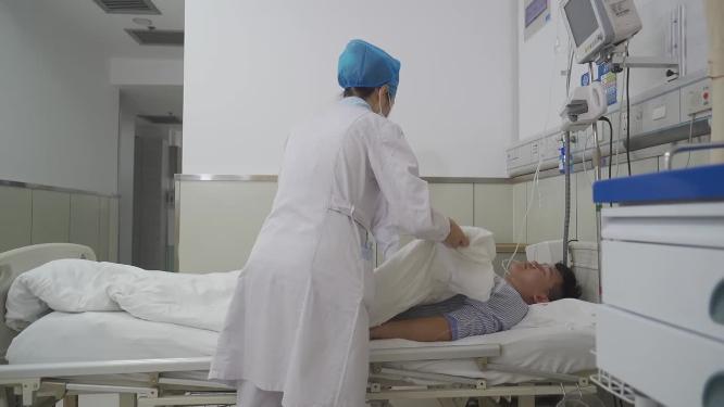医院医生呼吸科给患者治疗工作镜头合集