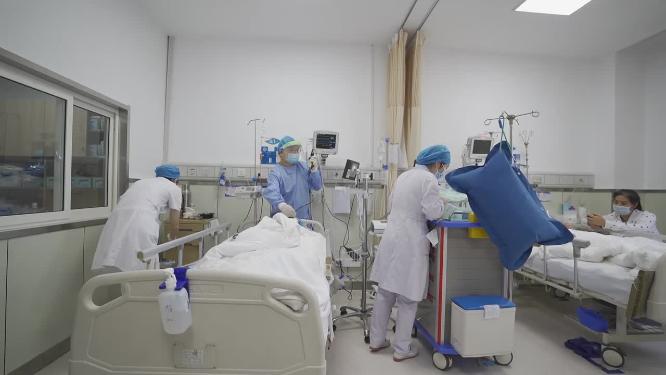 医院医生呼吸科给患者治疗工作镜头合集