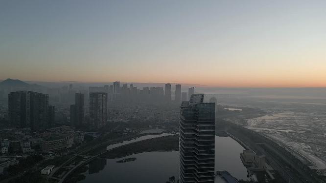 厦门杏林湾平流雾城市日出风光