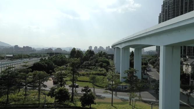 航拍建设中厦门地铁四号线和同安立交