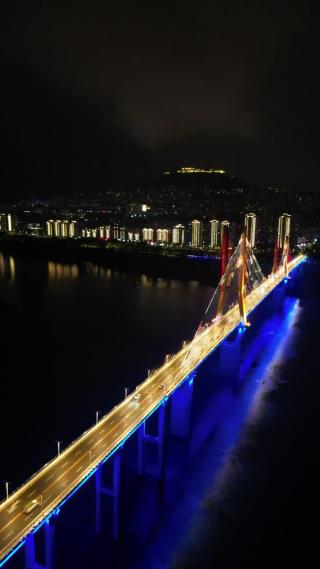 重庆云阳长江大桥城市夜景航拍