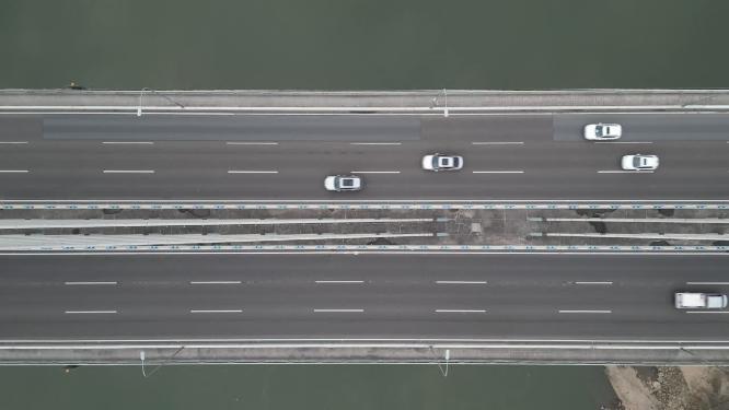 重庆北碚嘉陵江大桥公路车流航拍