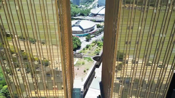重庆地标性建筑：喜来登大酒店航拍素材