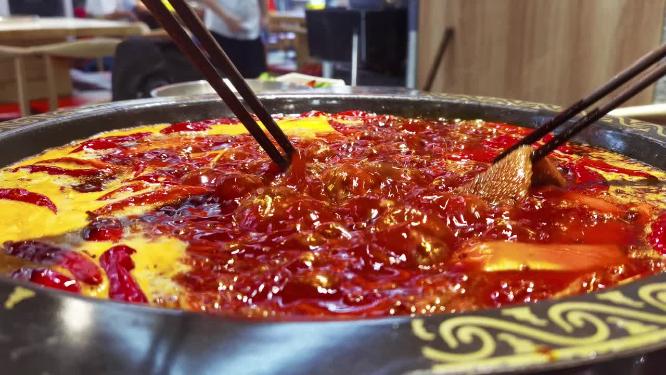 沸腾的重庆火锅美食素材