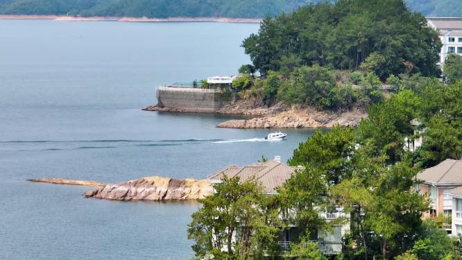 航拍杭州淳安县千岛湖风光