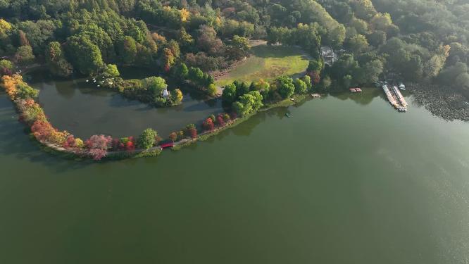 航拍南京中山陵前湖公园秋季景色