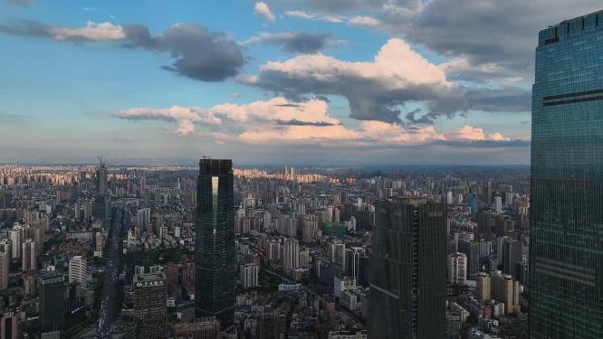 航拍长沙IFS和五一广场CBD
