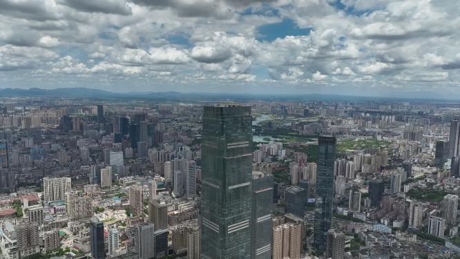 航拍长沙IFS和五一广场CBD