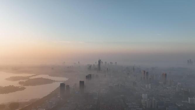 航拍日出平流雾下的南京城市风光