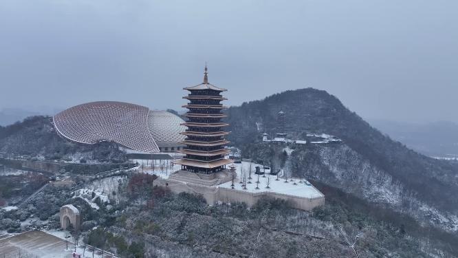 航拍南京牛首山风景区雪景