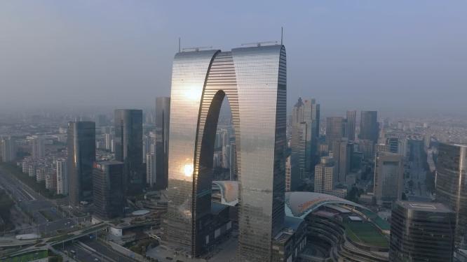 航拍日出时的苏州地标建筑东方之门