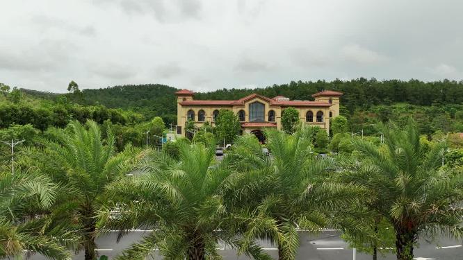航拍别墅度假村 