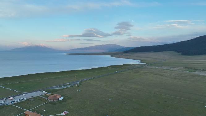 中国新疆赛里木湖夏季风景