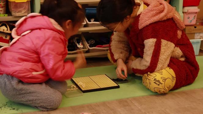 师傅与学生的五子棋对弈