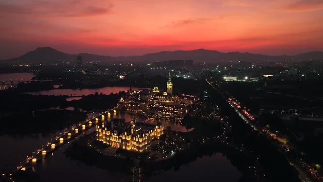 航拍松山湖华为大学欧式建筑夜景