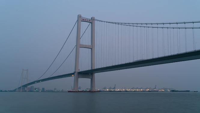广州南沙大桥江景日转夜延时