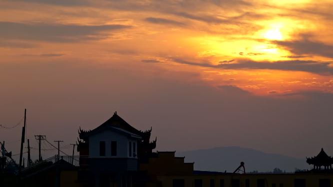 火红夕阳 